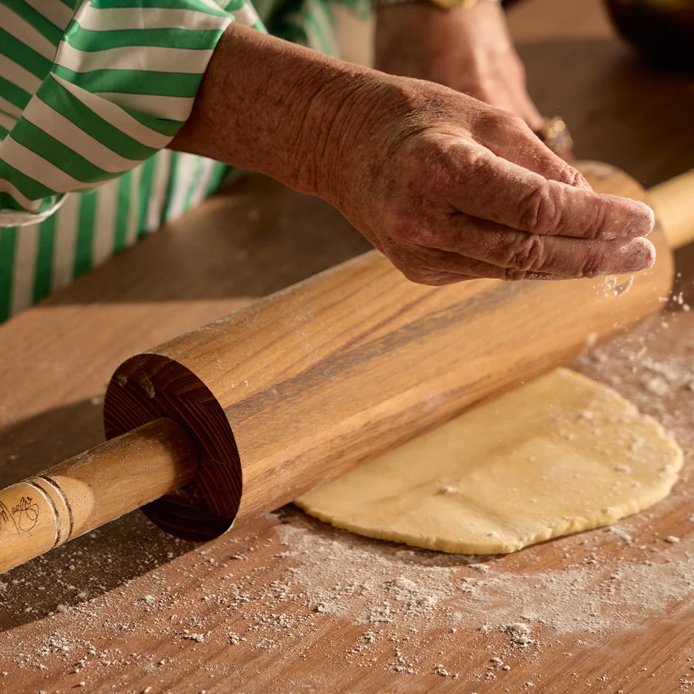 Baker's Ball Bearing Teak Rolling Pin - Image 3