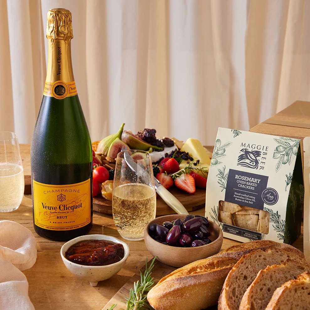 Gourmet Entertaining Hamper with Clicquot - Image 2