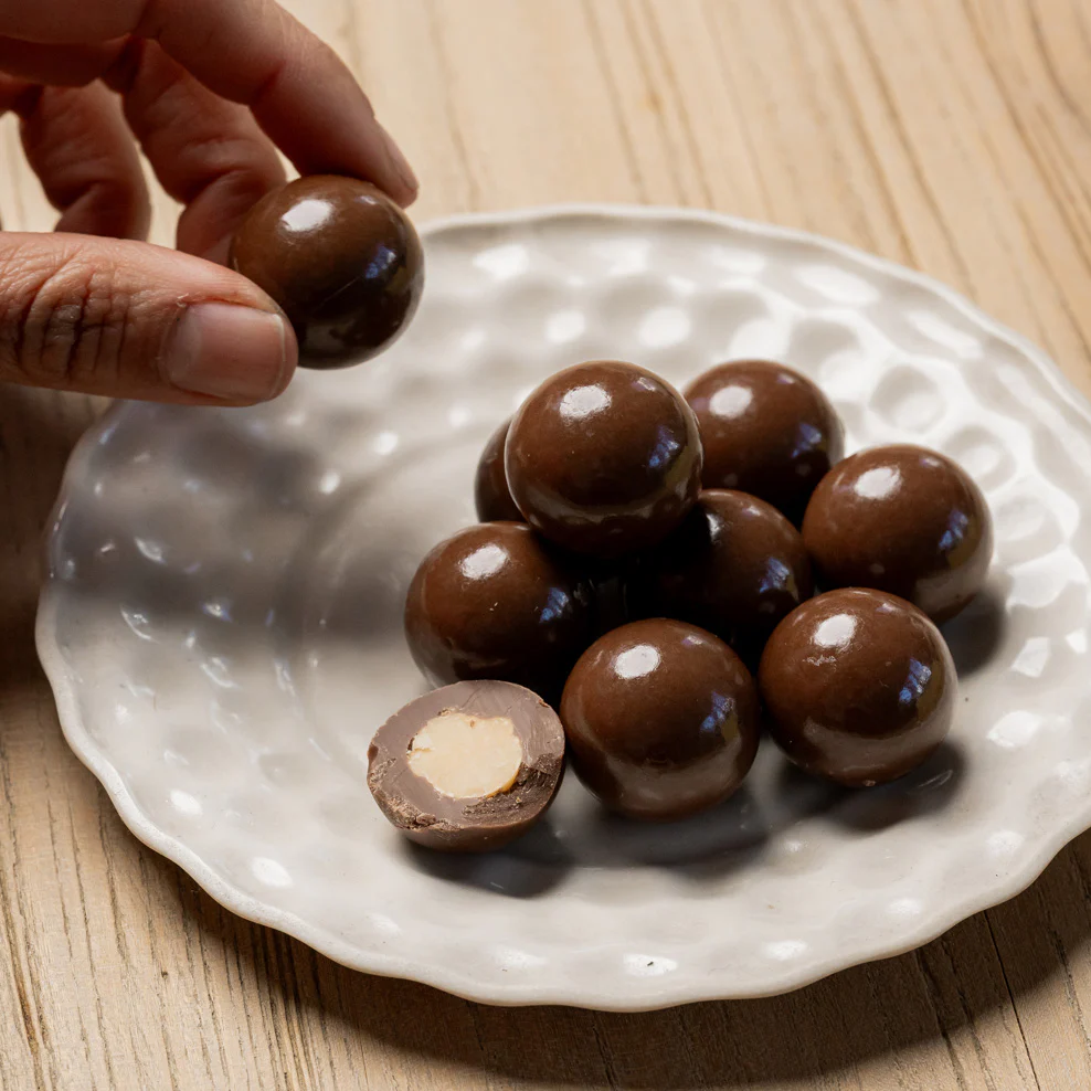 Maggie Beer Milk Chocolate Lemon Myrtle Macadamias - Image 3