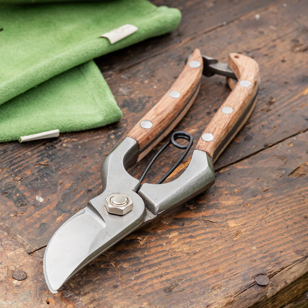 Pruning Secateurs 200mm - Image 6
